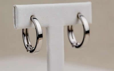 Boucles d&rsquo;oreilles en acier inoxydable : un bijou unique