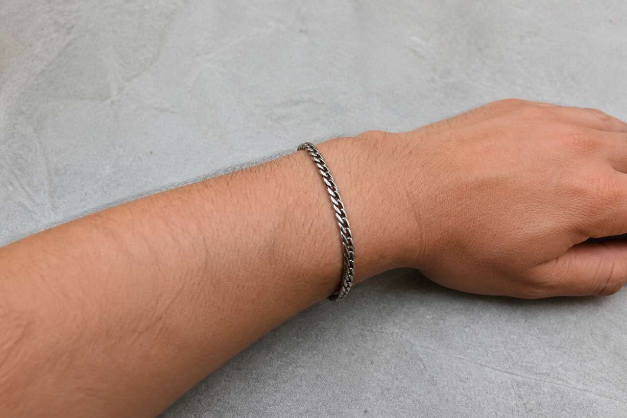 Cas pratique: quelle taille pour un tour de poignet de 21 cm ?