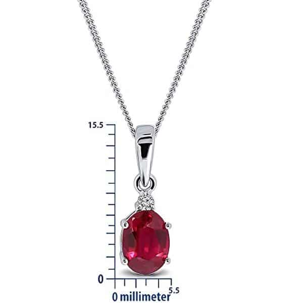 Découvrez notre avis détaillé sur le collier Miore or blanc orné de rubis et diamant. Qualité, design et prix : tout ce qu'il faut savoir avant d'acheter.