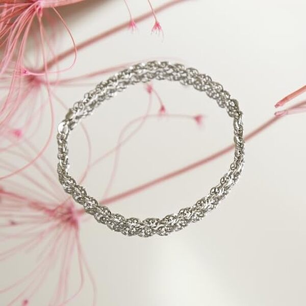 Découvrez notre avis complet sur le bracelet Carissima en or blanc 9 carats de 19 cm : qualité, design et prix pour faire le bon choix.